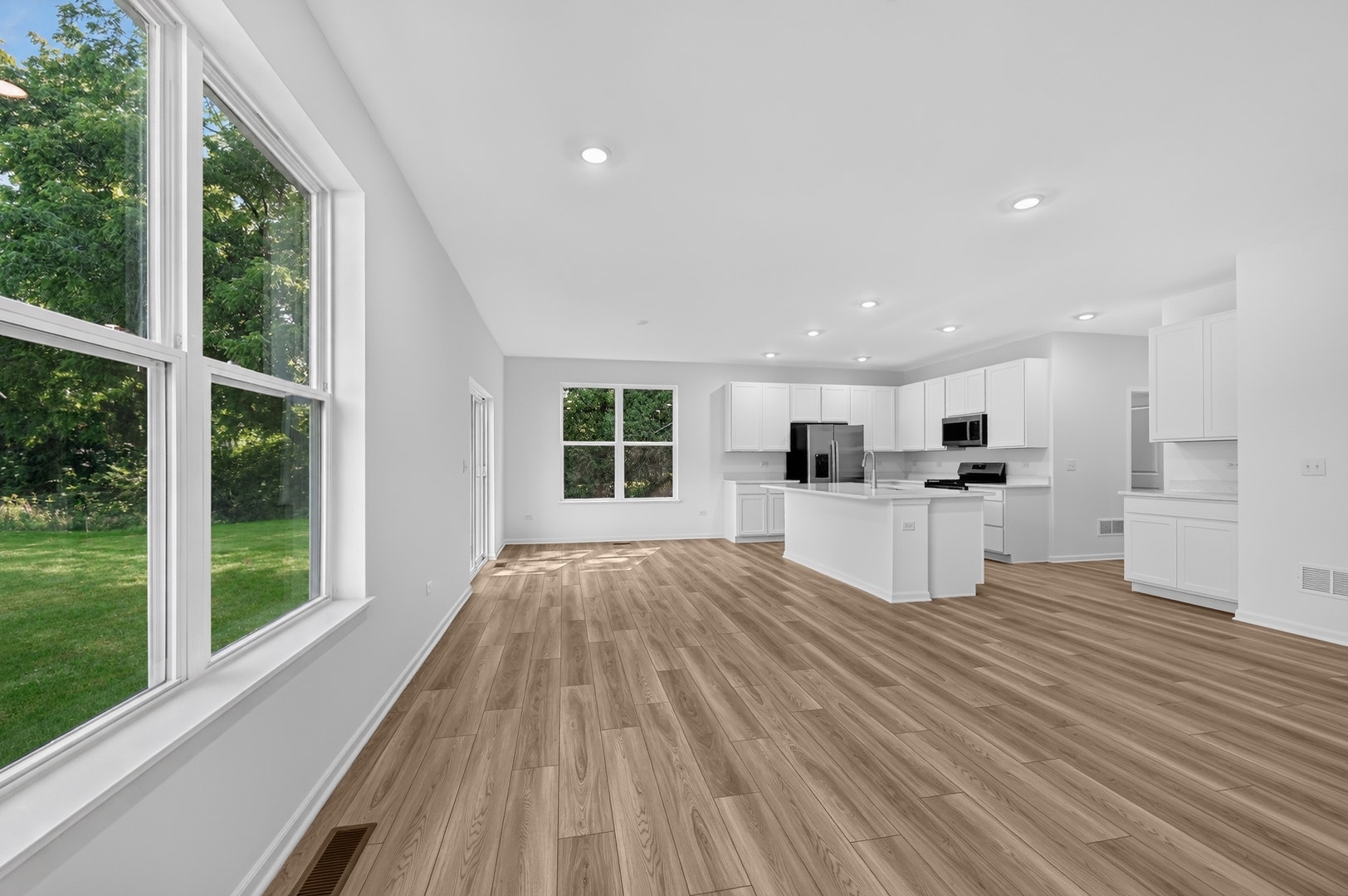 2013 Kenilworth Place, Aurora, IL 60506