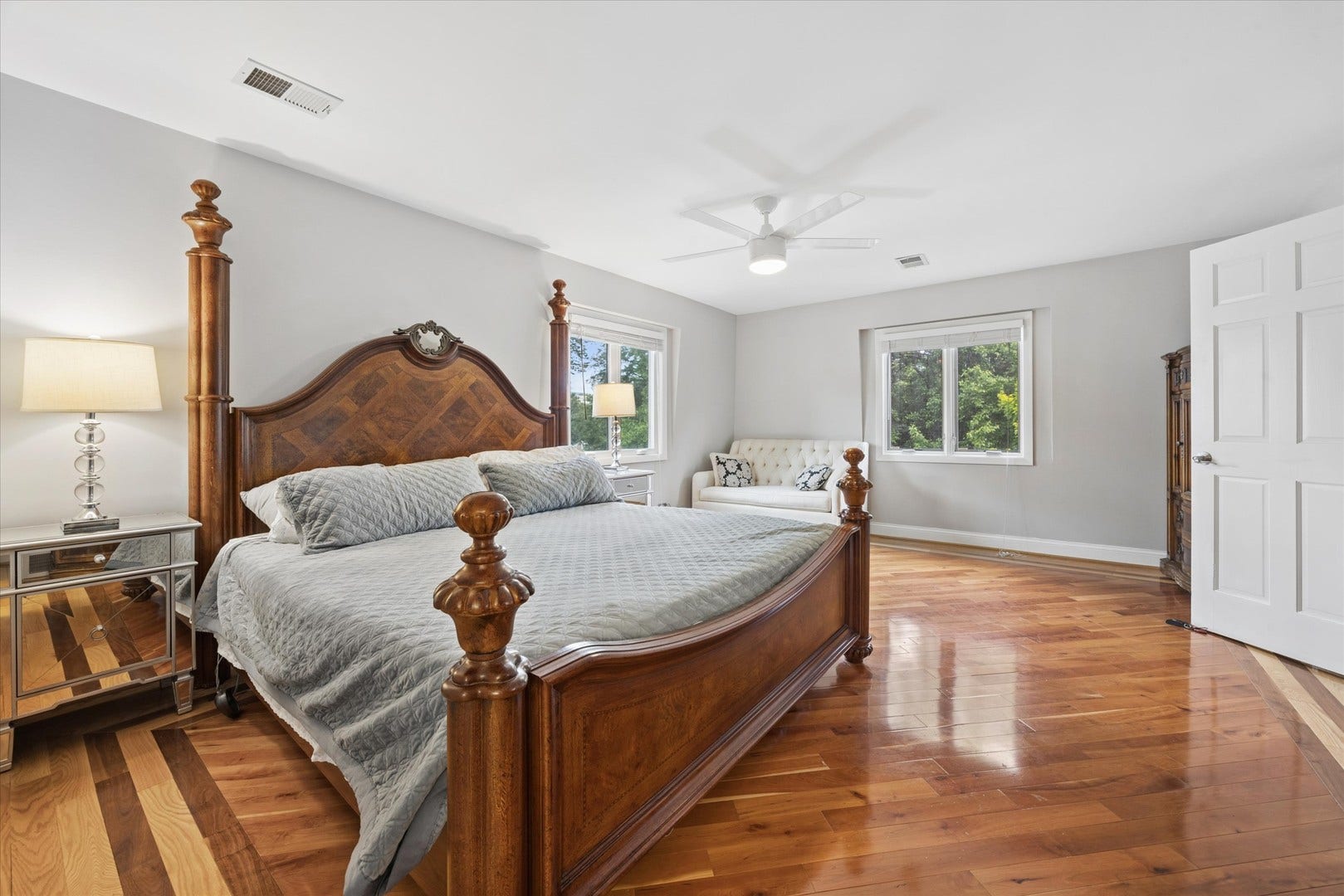 1490 Wood Avenue, Downers Grove, IL 60515 1490 Wood Avenue, Downers Grove, IL 60515