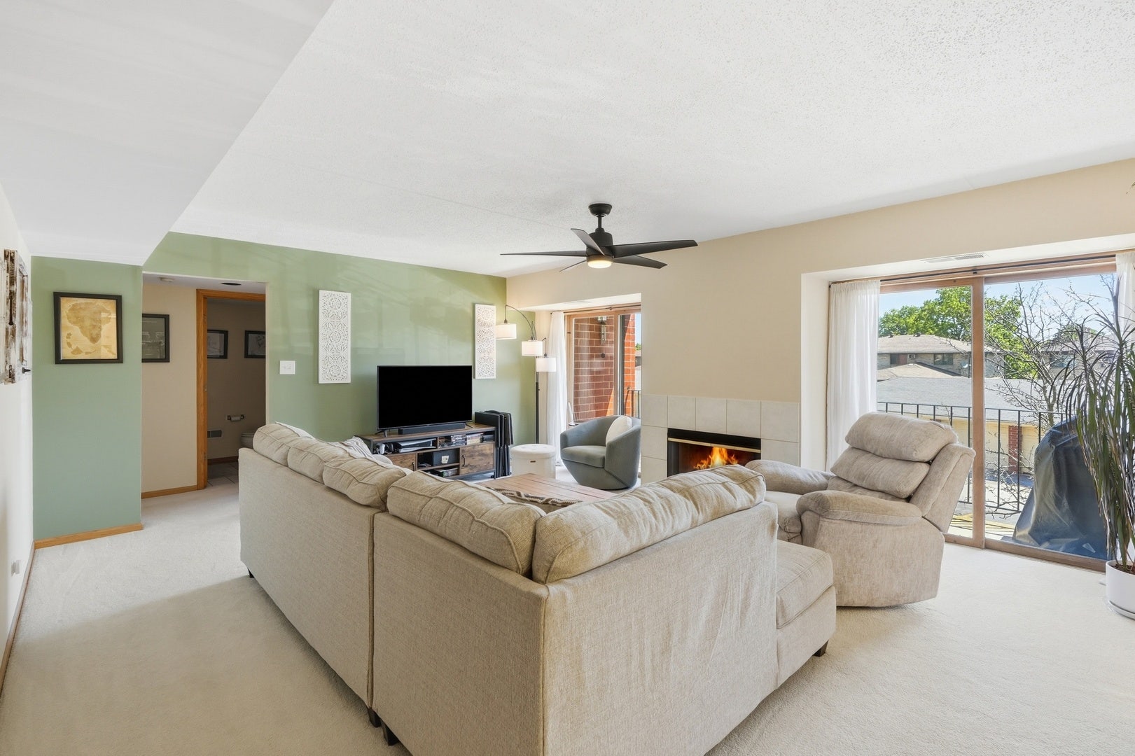 18206 Rita Road, #2B, Tinley Park, IL 60477 18206 Rita Road, #2B, Tinley Park, IL 60477