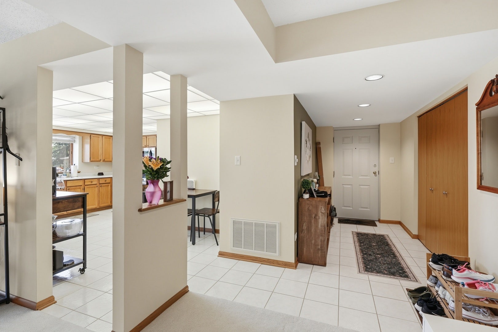 18206 Rita Road, #2B, Tinley Park, IL 60477 18206 Rita Road, #2B, Tinley Park, IL 60477