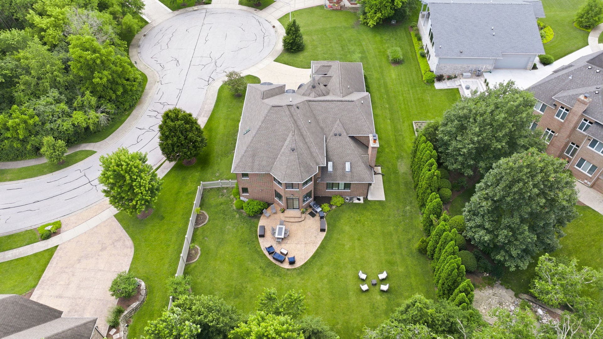 1736 Brian Grant Court, Downers Grove, IL 60516