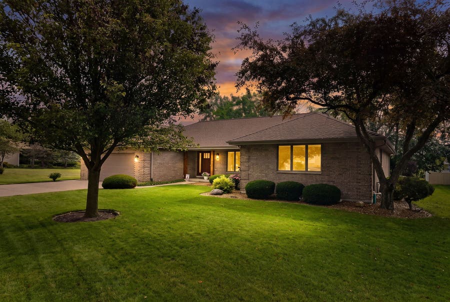 Property photo for 337 Hans Brinker Road, Peotone, IL