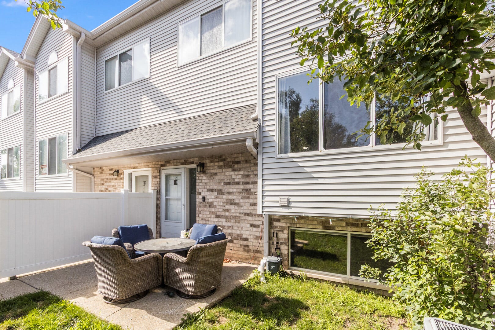 272 Park Ridge Lane, #E, Aurora, IL 60504 272 Park Ridge Lane, #E, Aurora, IL 60504