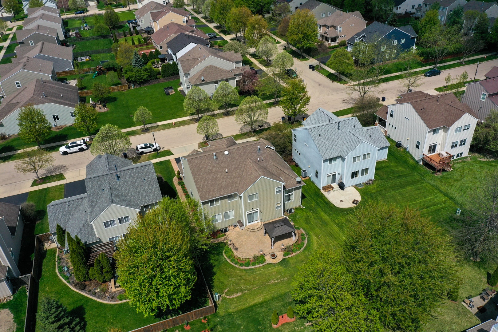 239 Pawtucket Avenue, Elgin, IL 60124 239 Pawtucket Avenue, Elgin, IL 60124