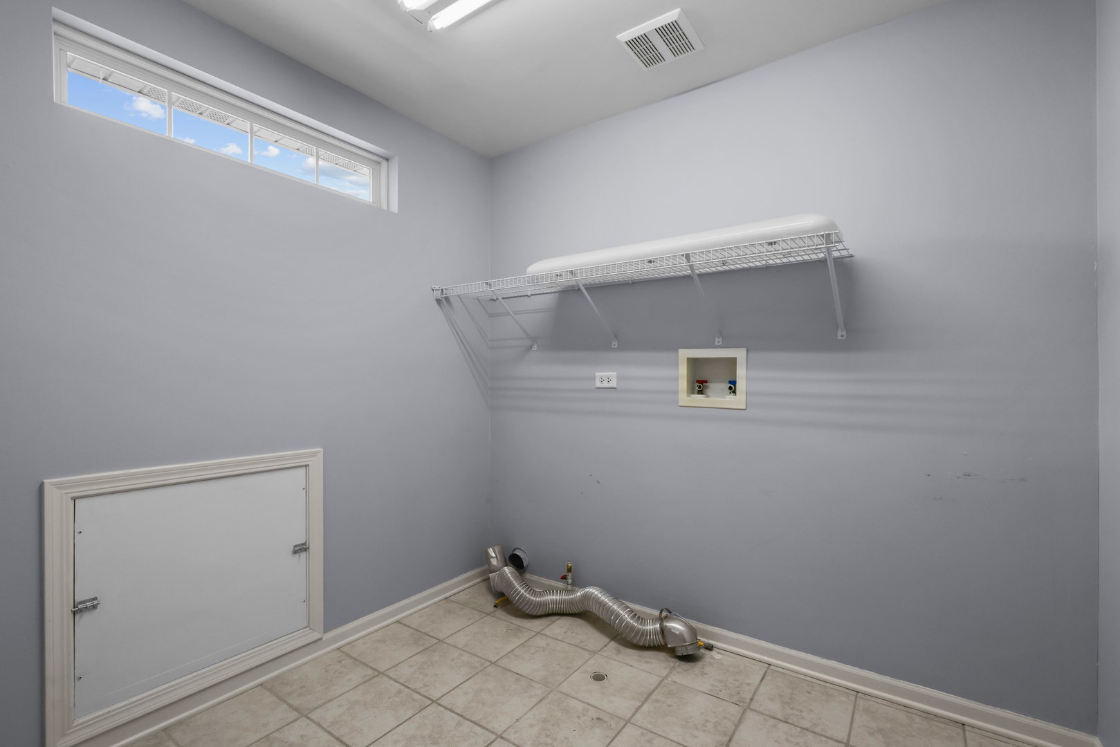 239 Pawtucket Avenue, Elgin, IL 60124 239 Pawtucket Avenue, Elgin, IL 60124