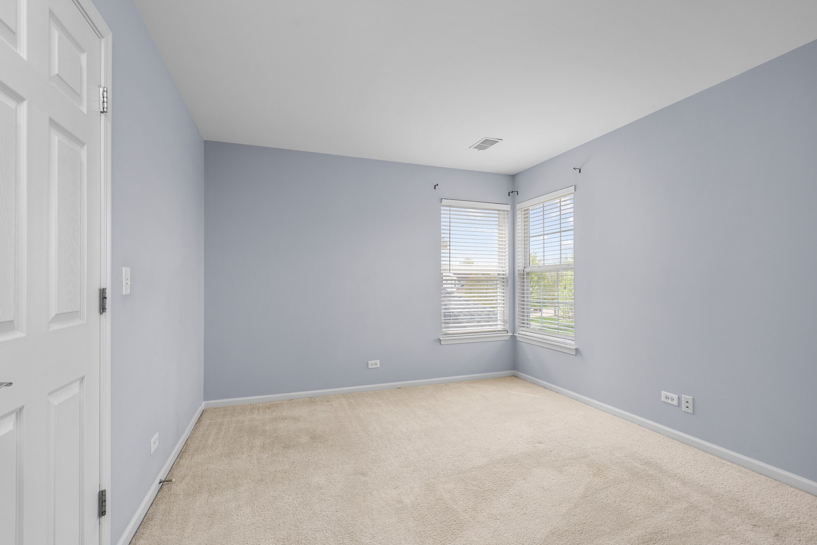 239 Pawtucket Avenue, Elgin, IL 60124 239 Pawtucket Avenue, Elgin, IL 60124