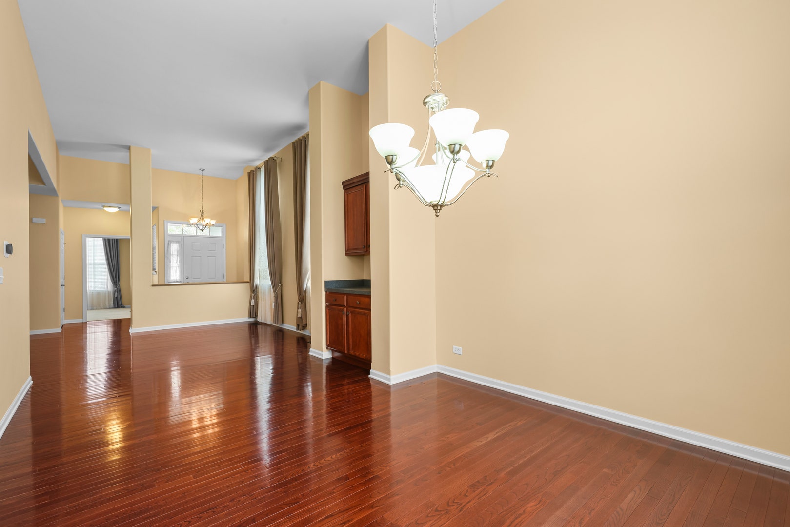 239 Pawtucket Avenue, Elgin, IL 60124 239 Pawtucket Avenue, Elgin, IL 60124