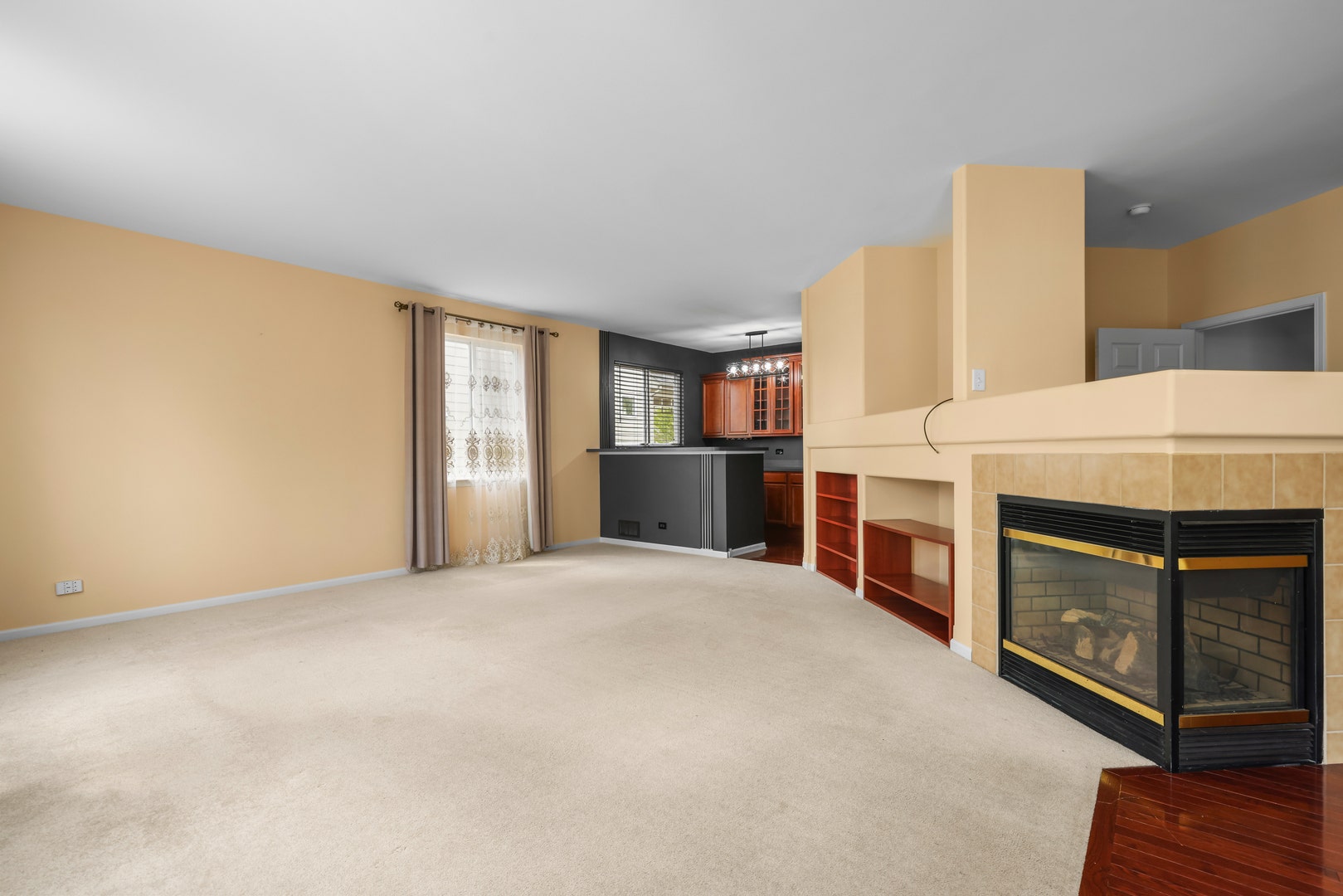 239 Pawtucket Avenue, Elgin, IL 60124 239 Pawtucket Avenue, Elgin, IL 60124