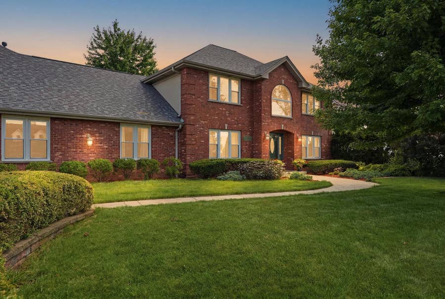 Property photo for 14353 Summerfield Drive, New Lenox, IL