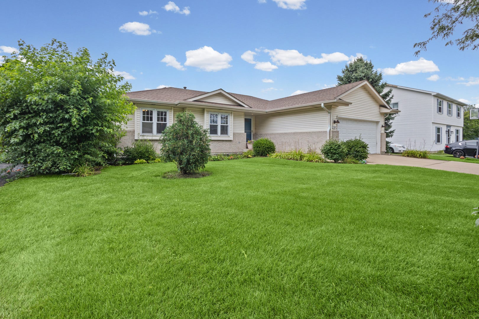 509 Mooney Drive, Joliet, IL 60435 509 Mooney Drive, Joliet, IL 60435