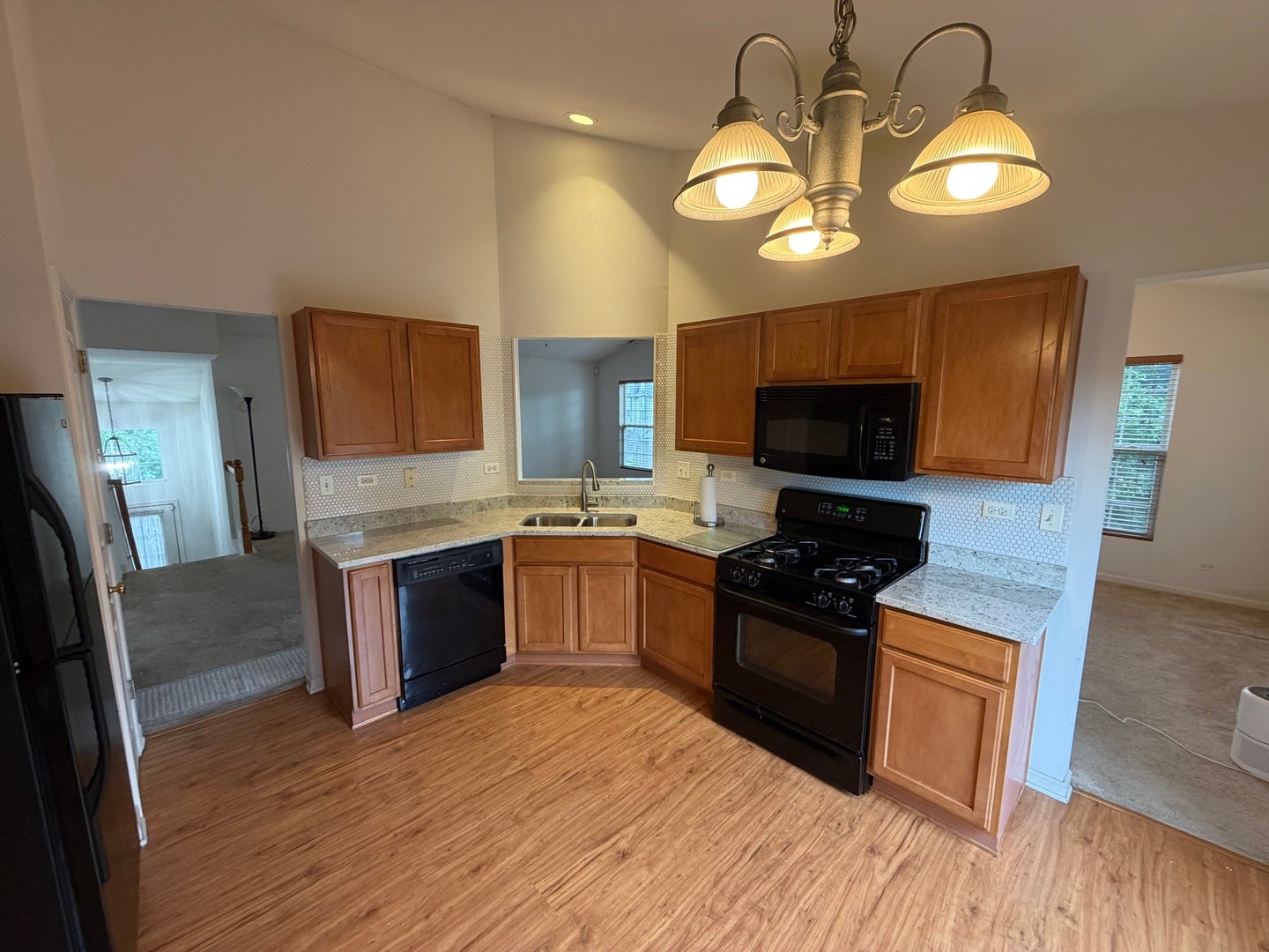 465 Metropolitan Street, Aurora, IL 60502 465 Metropolitan Street, Aurora, IL 60502