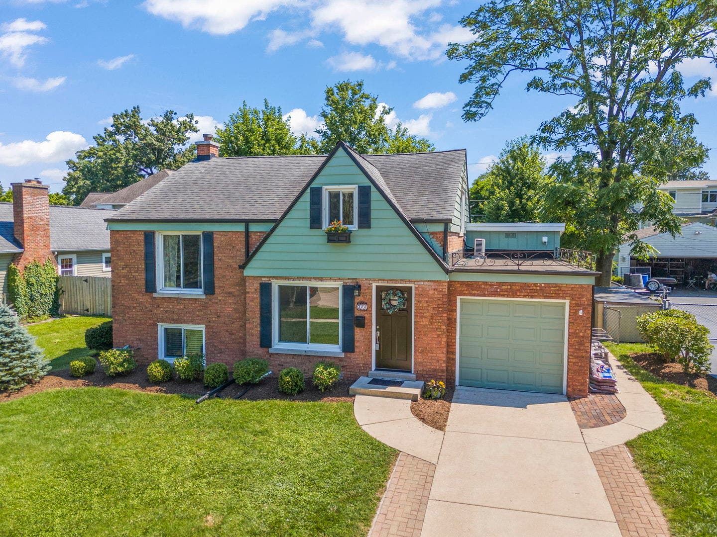 311 2nd Street, Downers Grove, IL 60515 311 2nd Street, Downers Grove, IL 60515