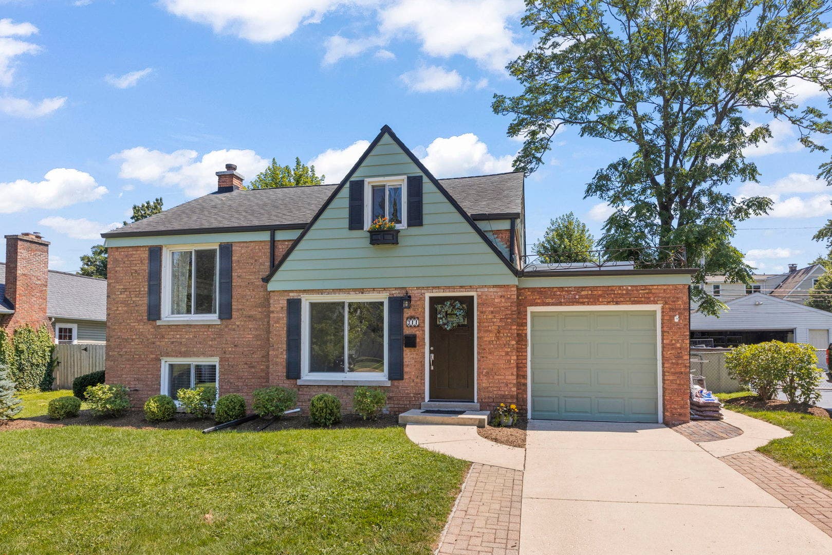 311 2nd Street, Downers Grove, IL 60515 311 2nd Street, Downers Grove, IL 60515