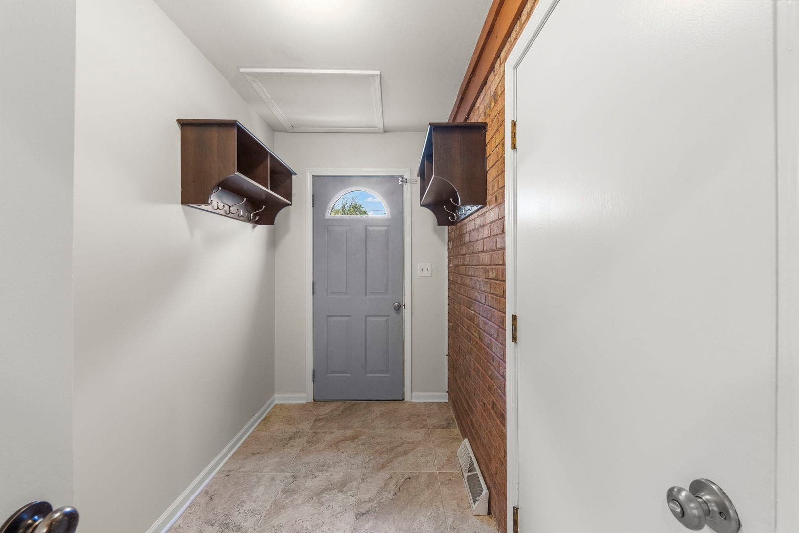311 2nd Street, Downers Grove, IL 60515 311 2nd Street, Downers Grove, IL 60515