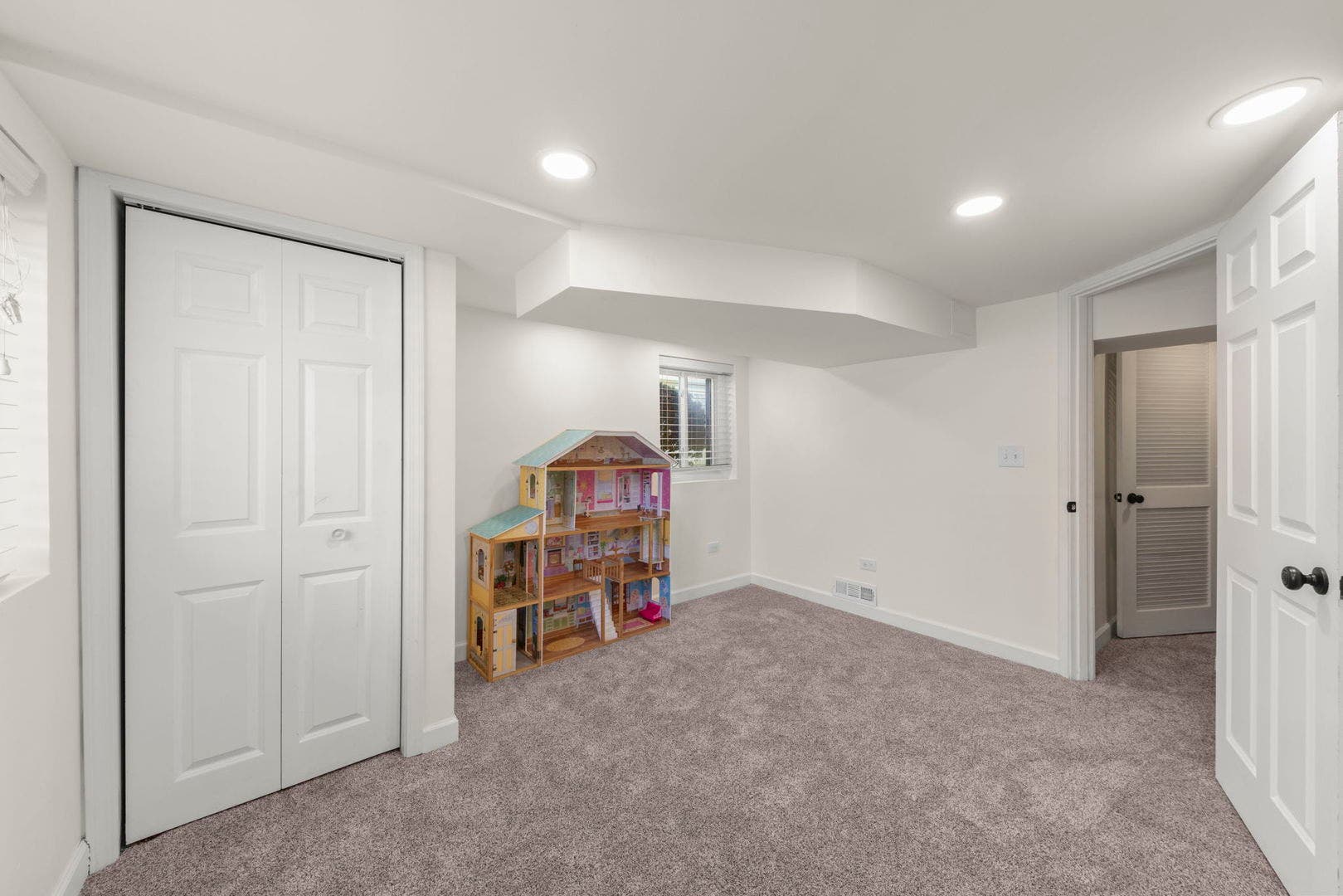 311 2nd Street, Downers Grove, IL 60515 311 2nd Street, Downers Grove, IL 60515