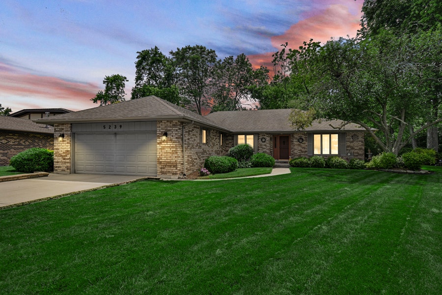 Property photo for 5239 Laramie Court, Oak Forest, IL