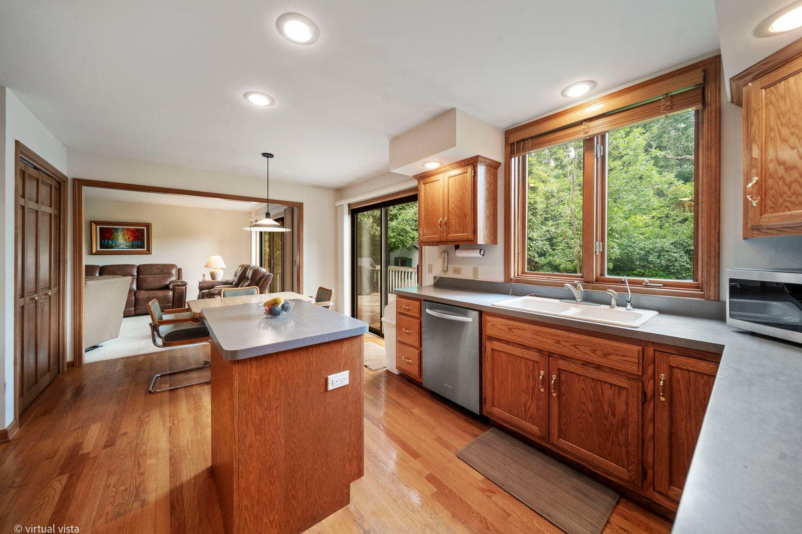 759 Feather Sound Drive, Bolingbrook, IL 60440