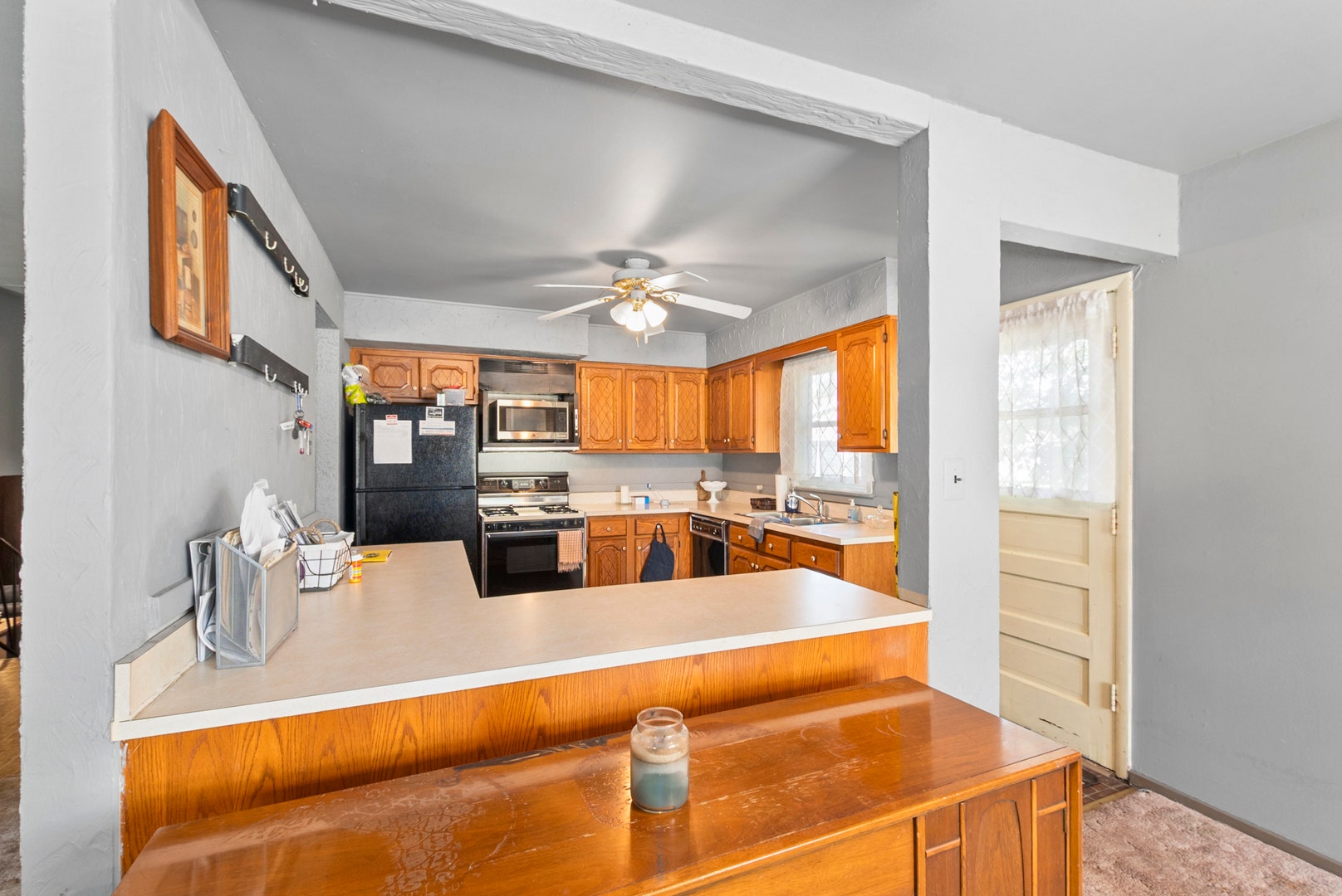 16754 Oconto Avenue, Tinley Park, IL 60477