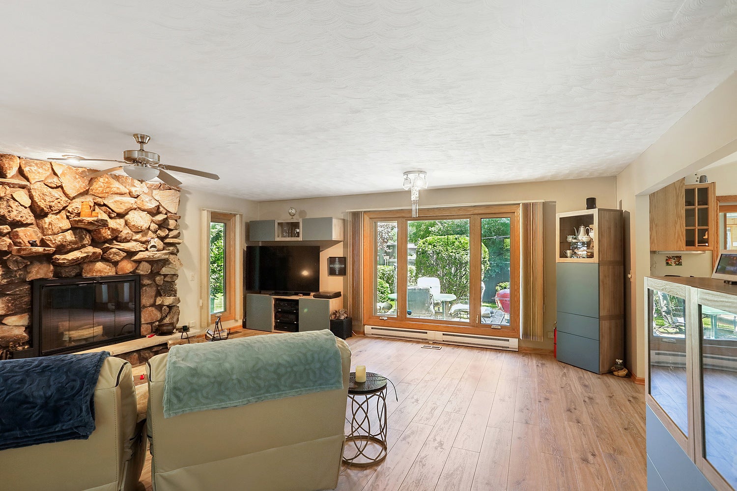 20W135 98th Street, Lemont, IL 60439