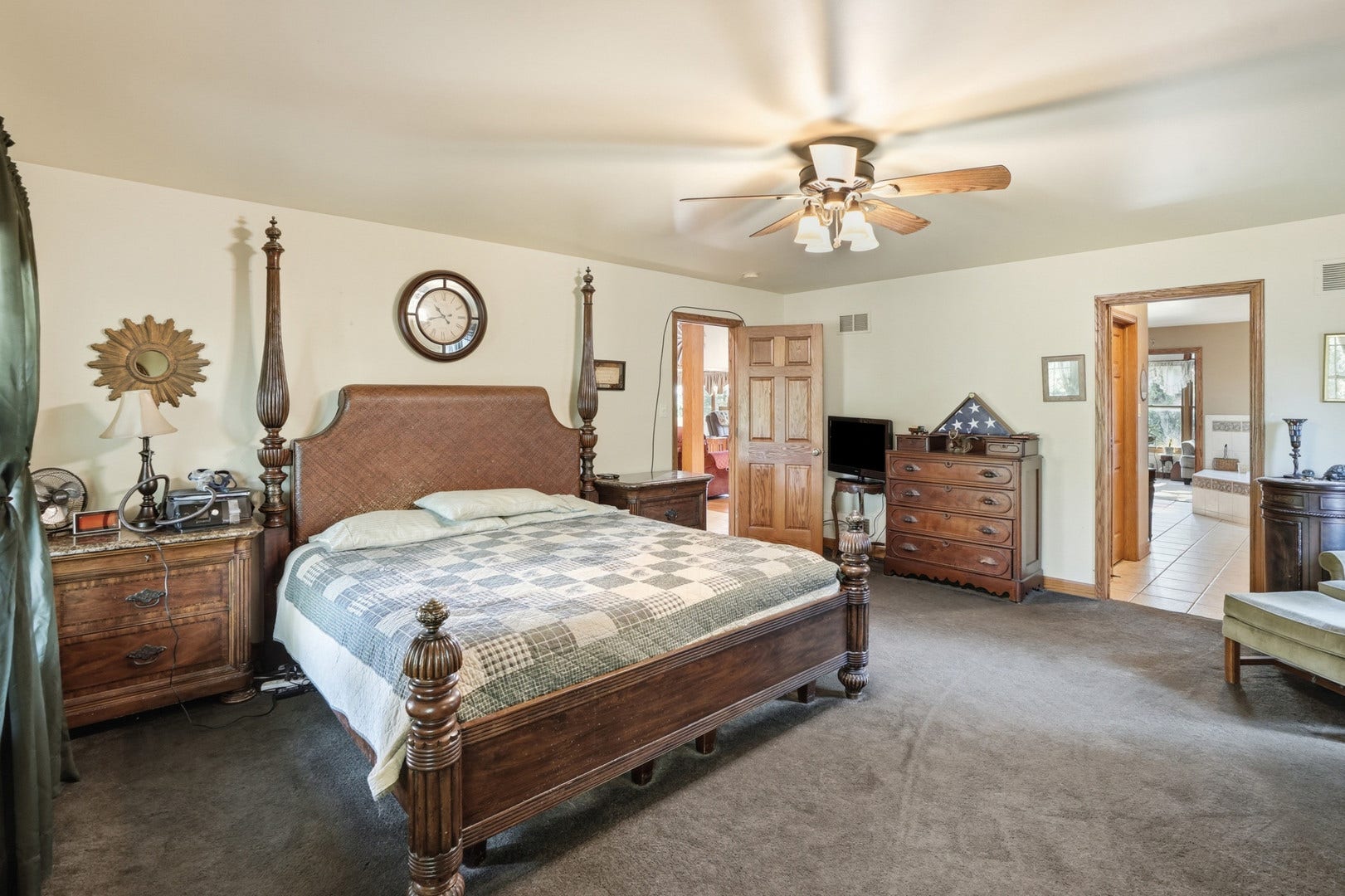 28050 S Klemme Road, Beecher, IL 60401 28050 S Klemme Road, Beecher, IL 60401