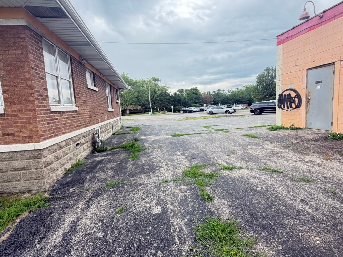 2401 Plainfield Road, Joliet, IL 60435