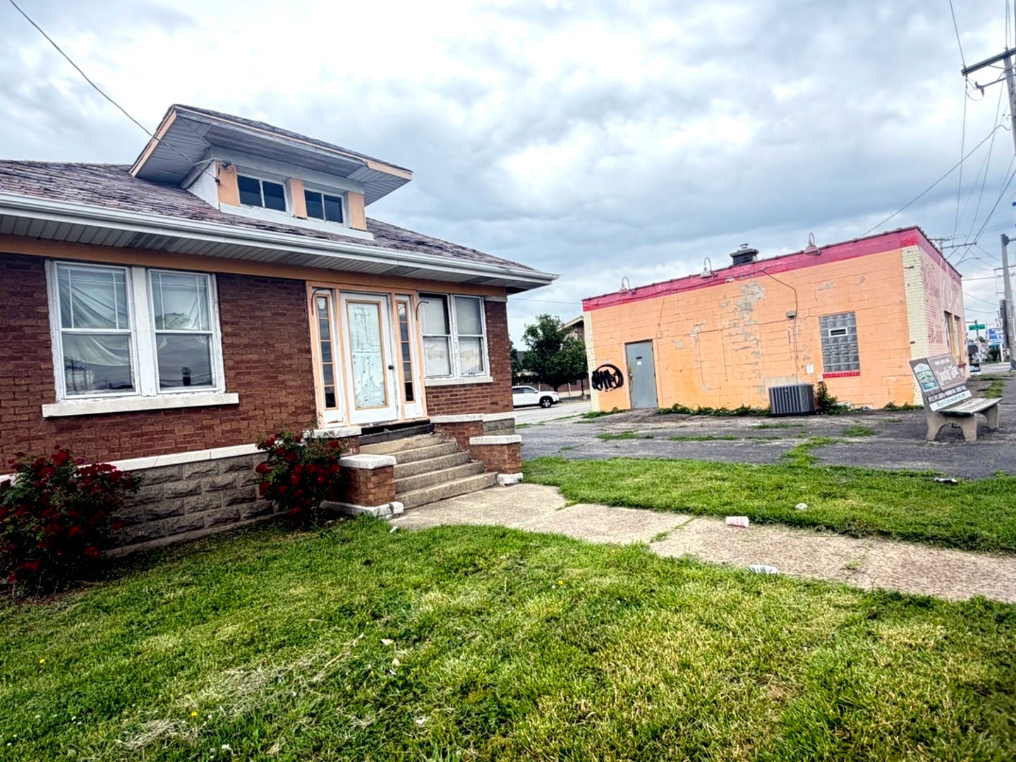 2401 Plainfield Road, Joliet, IL 60435