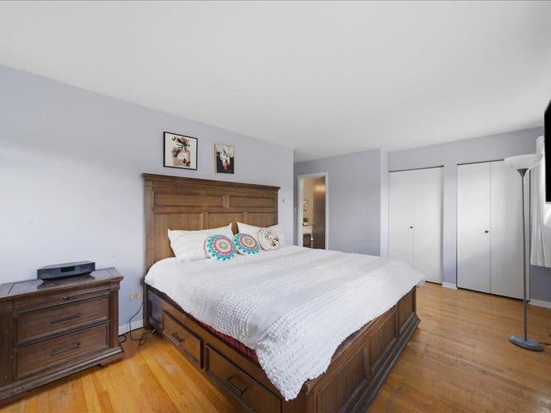 6313 Arcadia Drive, Tinley Park, IL 60477 6313 Arcadia Drive, Tinley Park, IL 60477