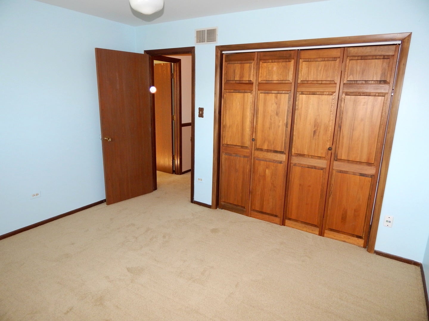8101 Braeburn Lane, Orland Park, IL 60462