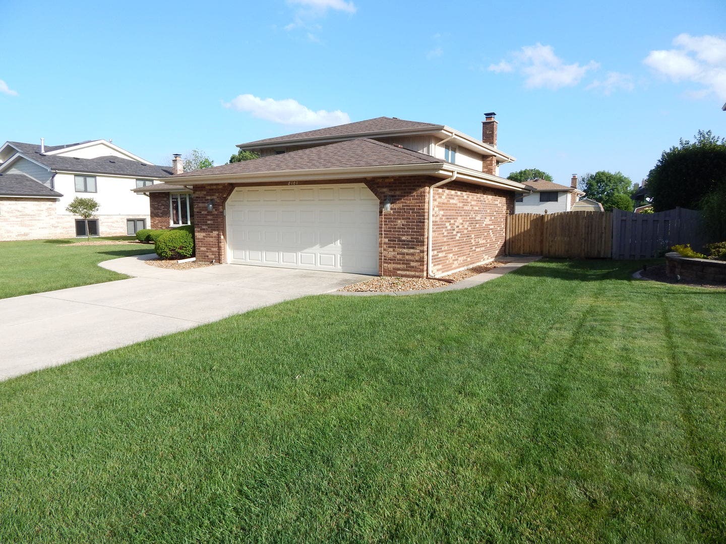 8101 Braeburn Lane, Orland Park, IL 60462