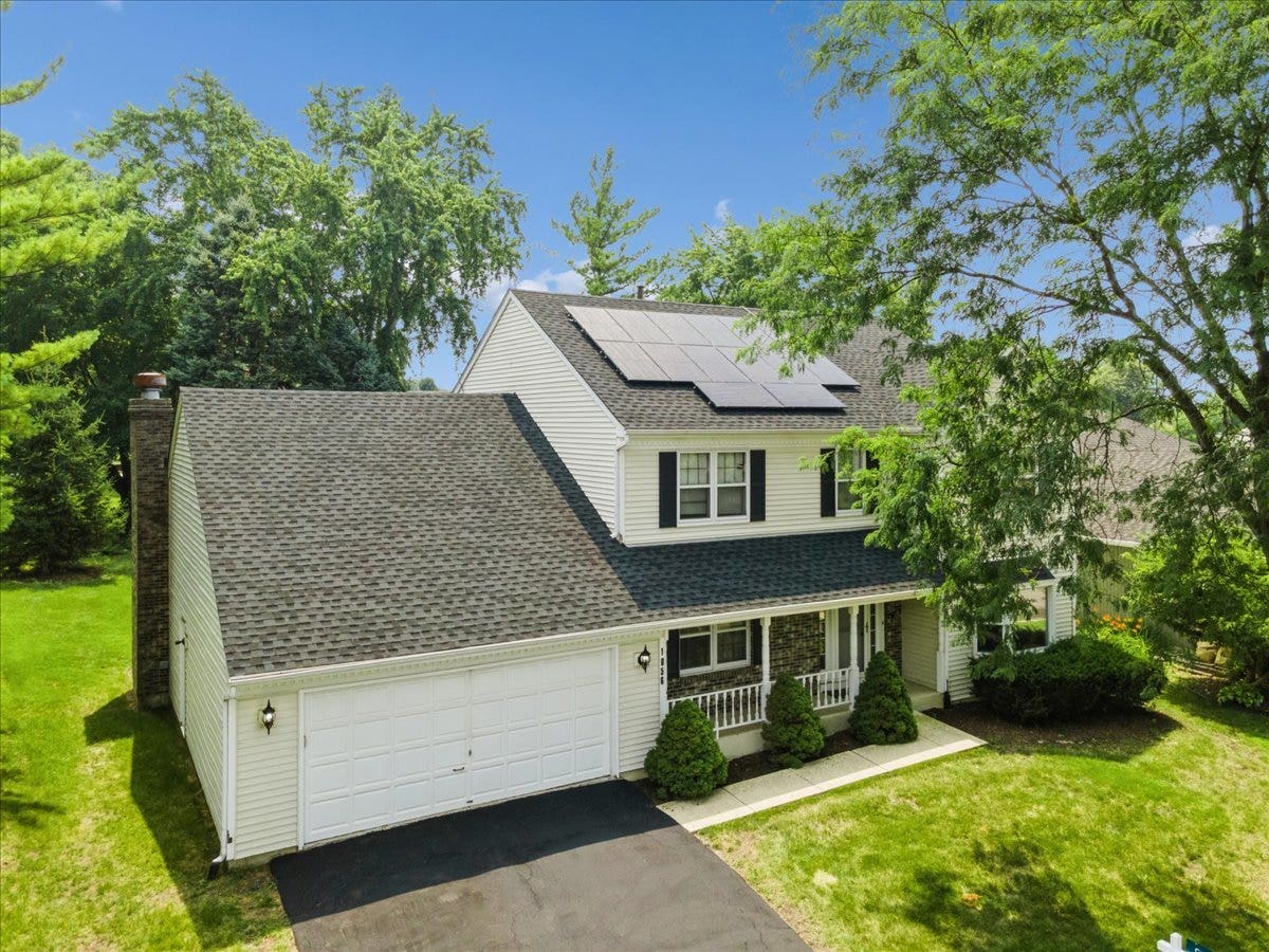 1056 Fox Valley Drive, Aurora, IL 60504 1056 Fox Valley Drive, Aurora, IL 60504