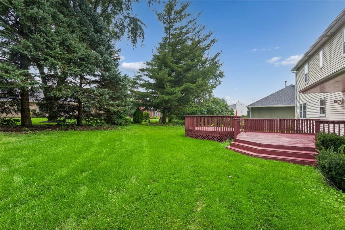 1056 Fox Valley Drive, Aurora, IL 60504 1056 Fox Valley Drive, Aurora, IL 60504