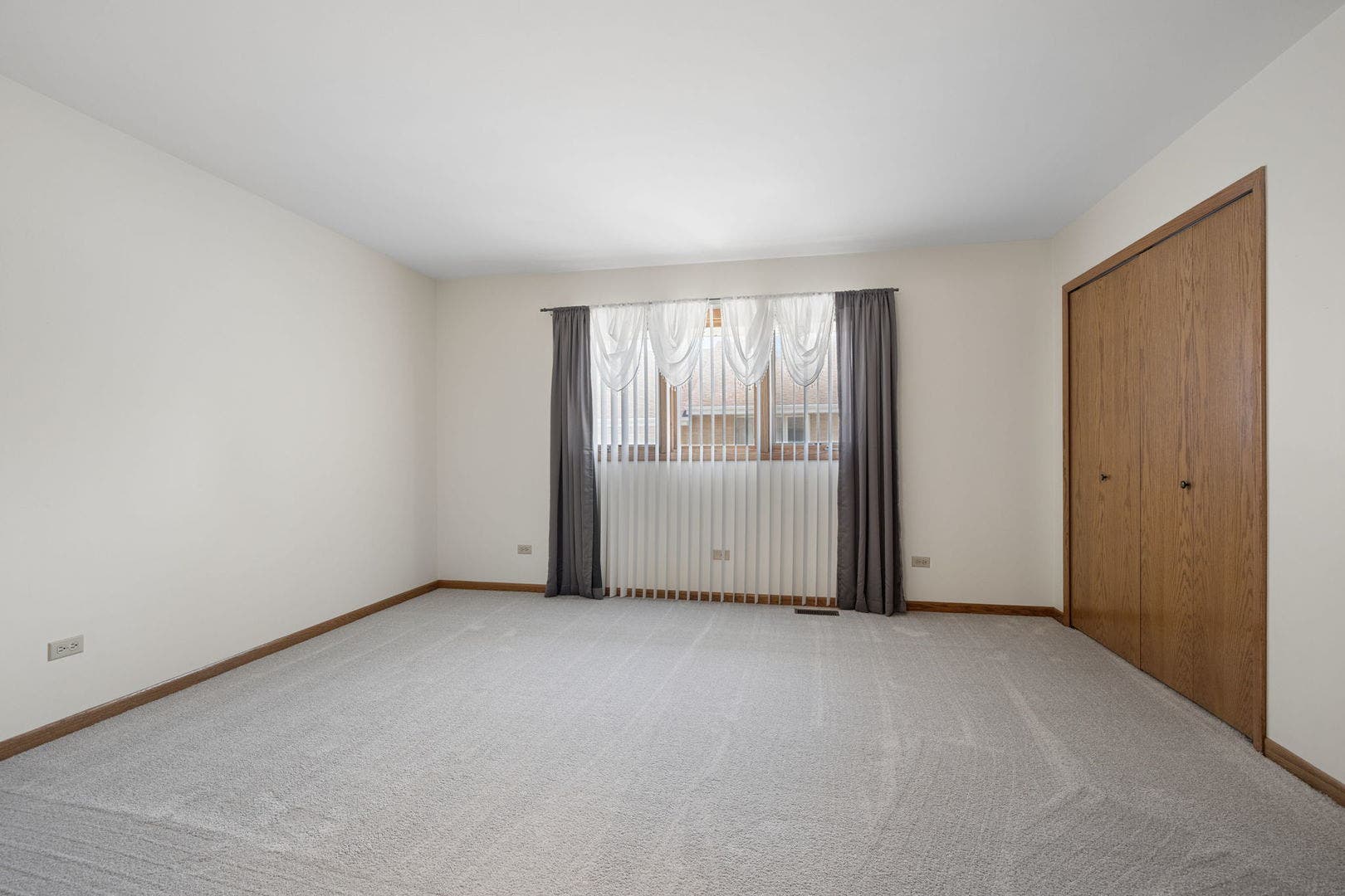 17701 Pennsylvania Court, Orland Park, IL 60467 17701 Pennsylvania Court, Orland Park, IL 60467