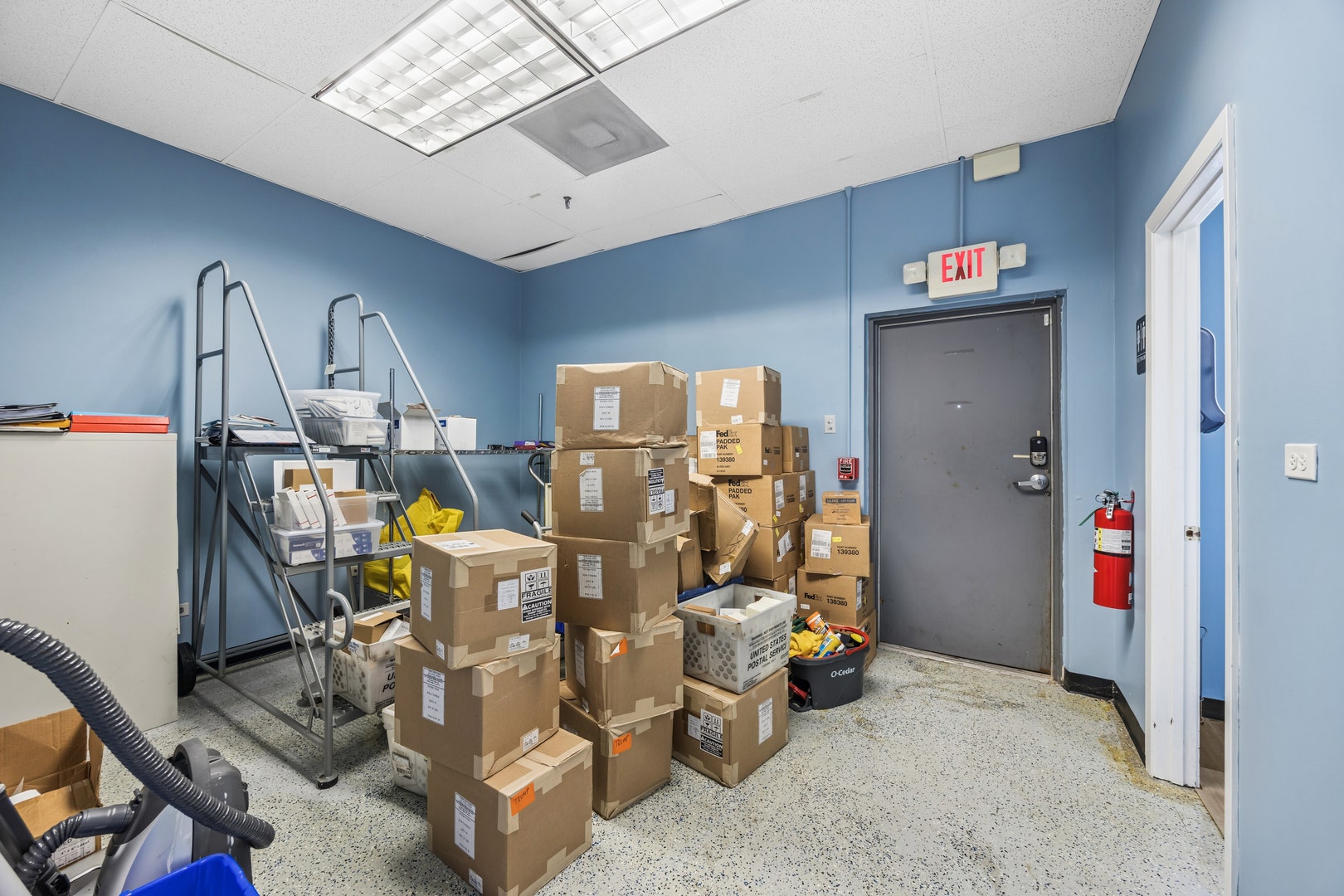 17720 Oak Park Avenue, Tinley Park, IL 60477 17720 Oak Park Avenue, Tinley Park, IL 60477