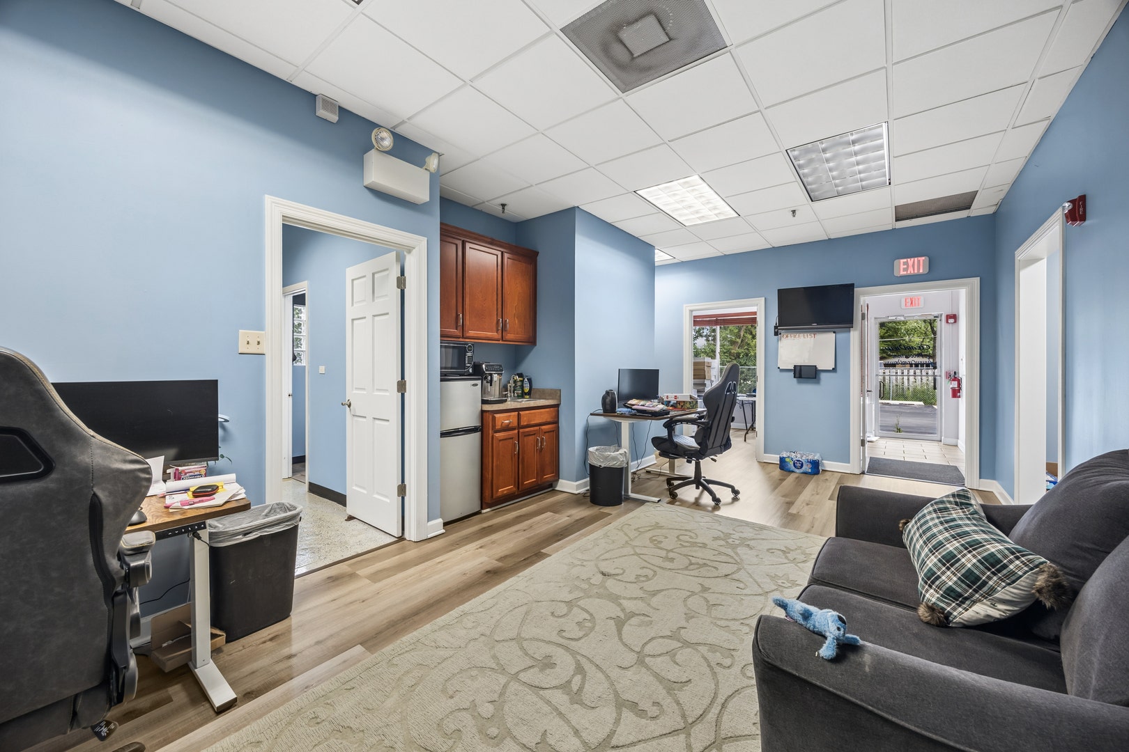 17720 Oak Park Avenue, Tinley Park, IL 60477 17720 Oak Park Avenue, Tinley Park, IL 60477