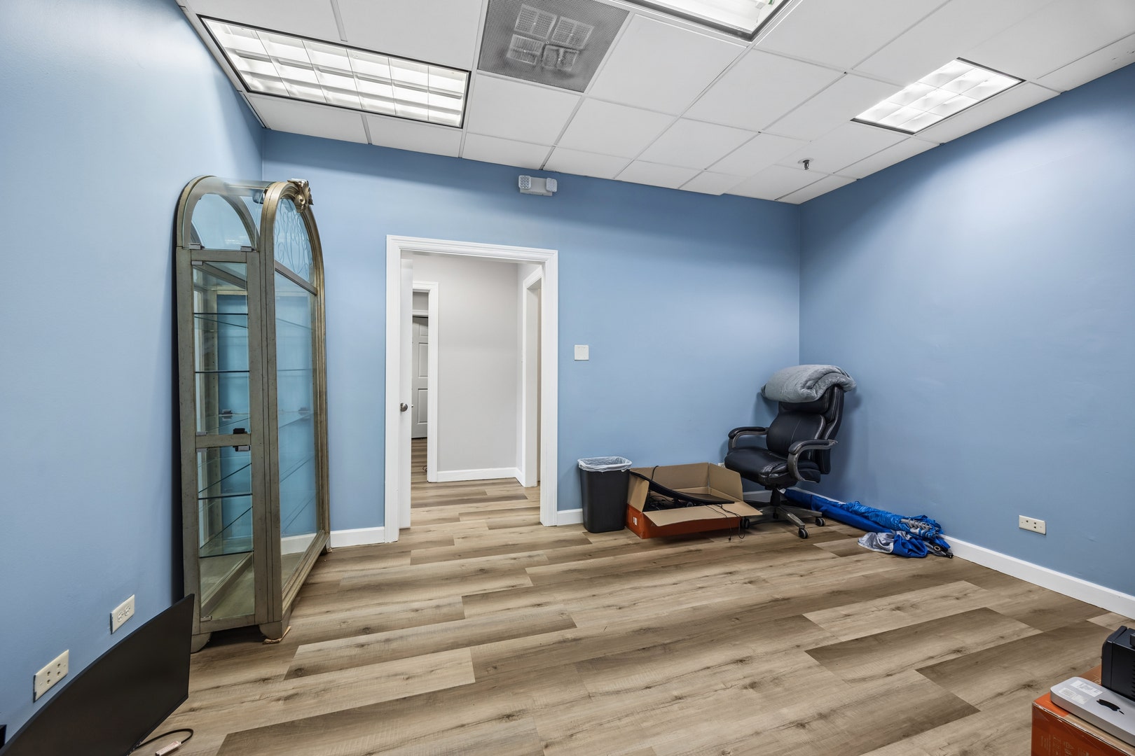 17720 Oak Park Avenue, Tinley Park, IL 60477 17720 Oak Park Avenue, Tinley Park, IL 60477