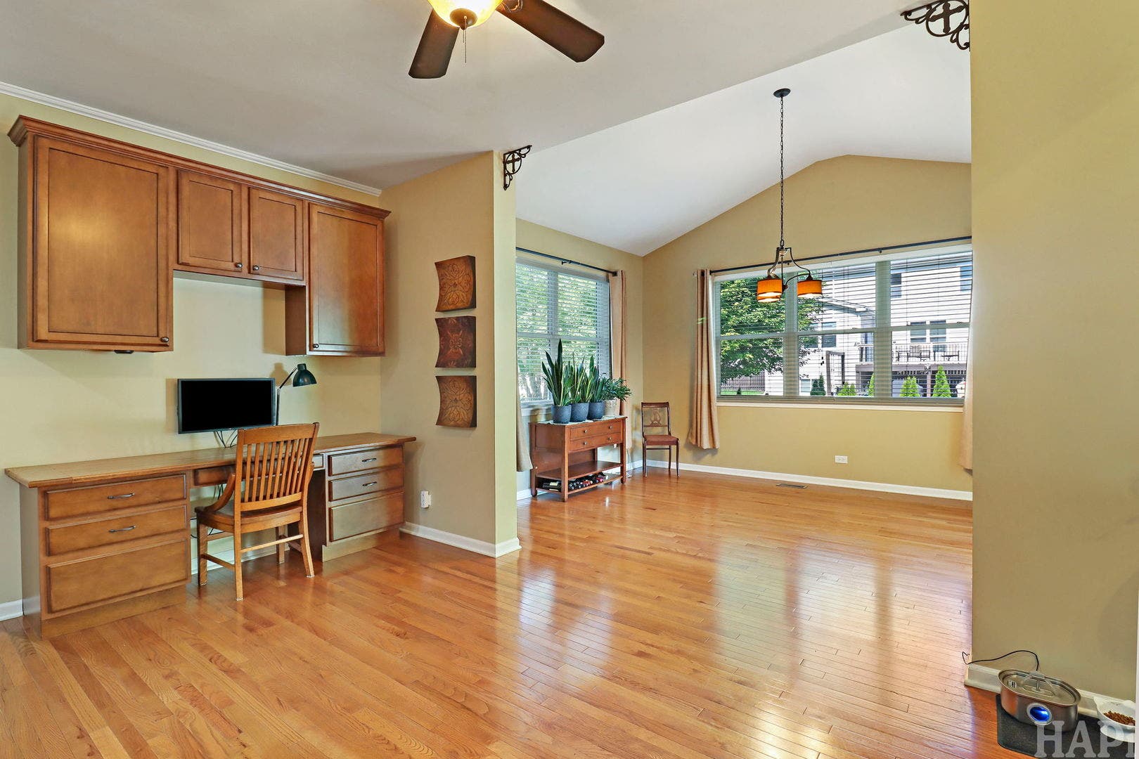 462 E Amberside Drive, Elgin, IL 60124 462 E Amberside Drive, Elgin, IL 60124