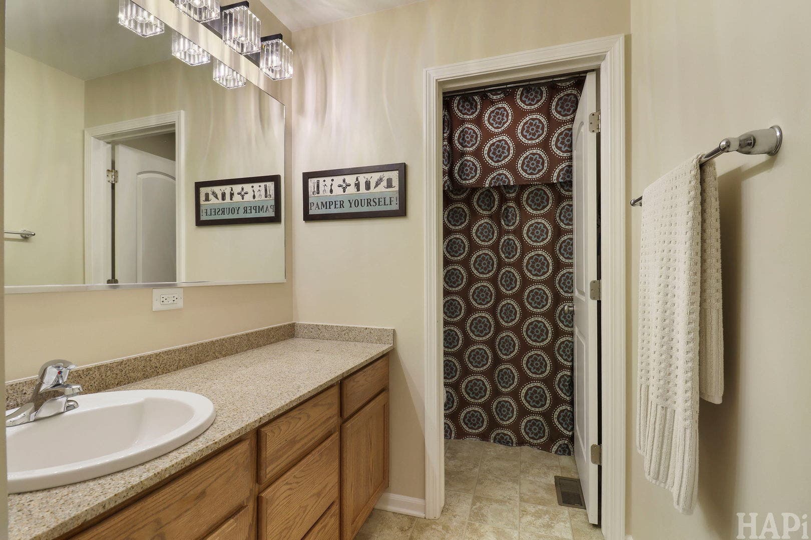 462 E Amberside Drive, Elgin, IL 60124 462 E Amberside Drive, Elgin, IL 60124