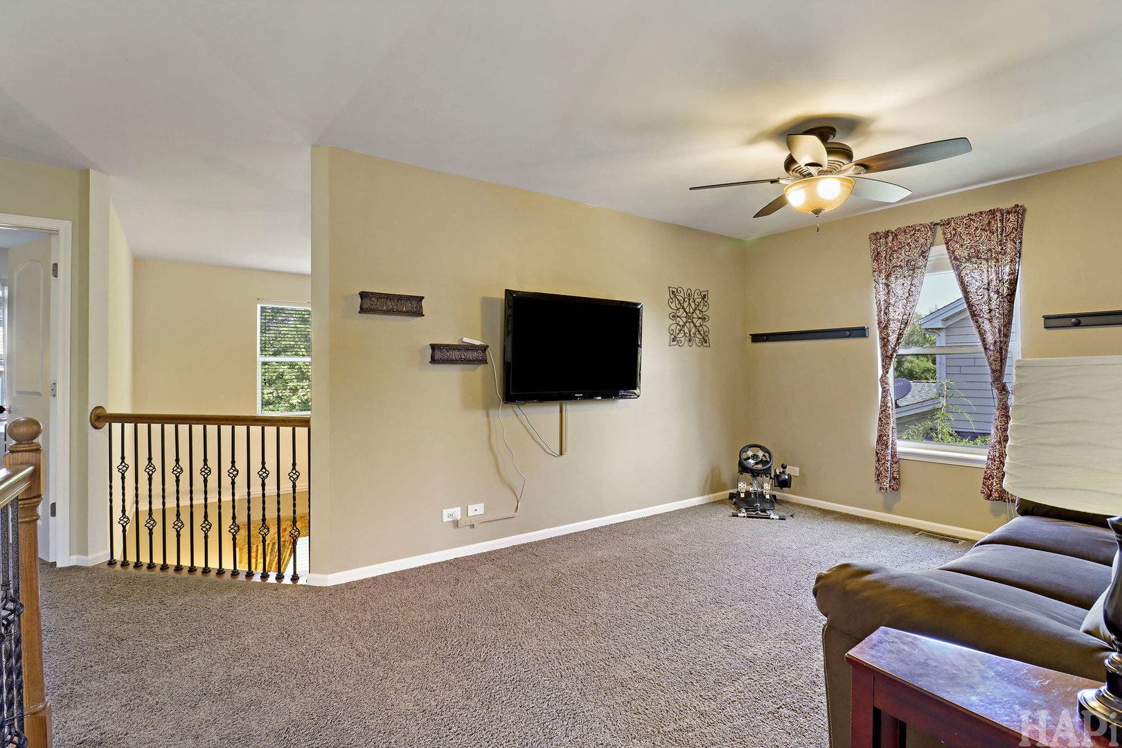 462 E Amberside Drive, Elgin, IL 60124 462 E Amberside Drive, Elgin, IL 60124