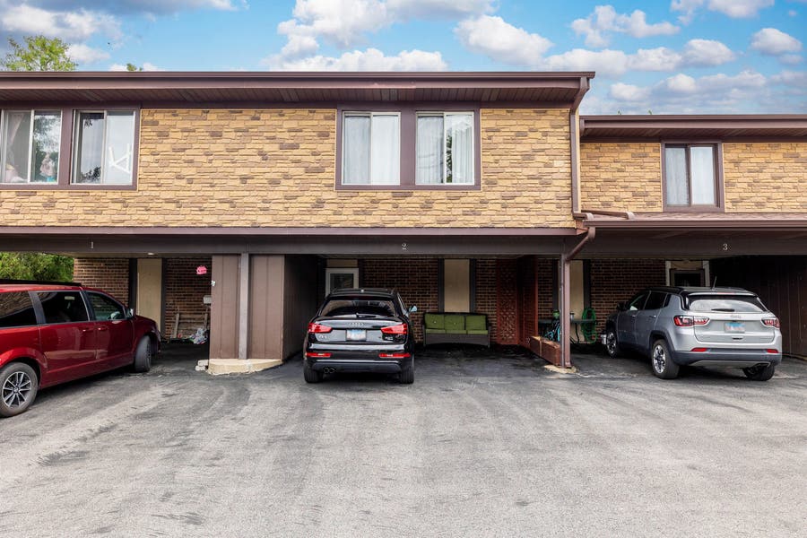 Property photo for Palos Hills, IL