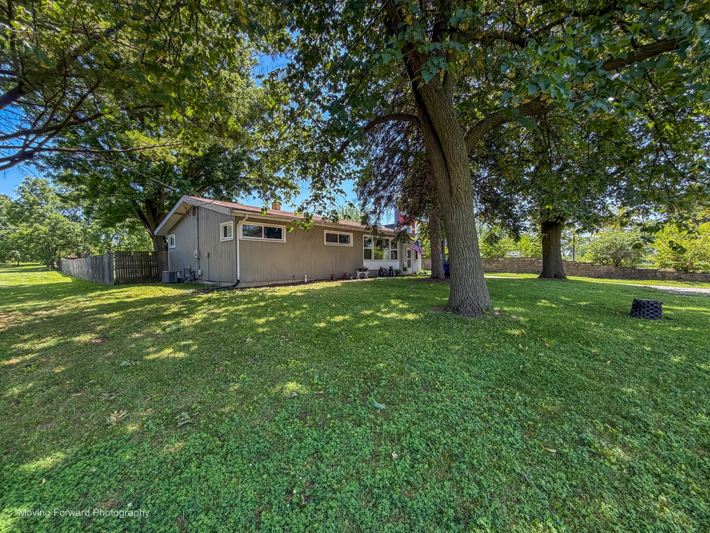 7S175 N EOLA Road, Aurora, IL 60502 7S175 N EOLA Road, Aurora, IL 60502