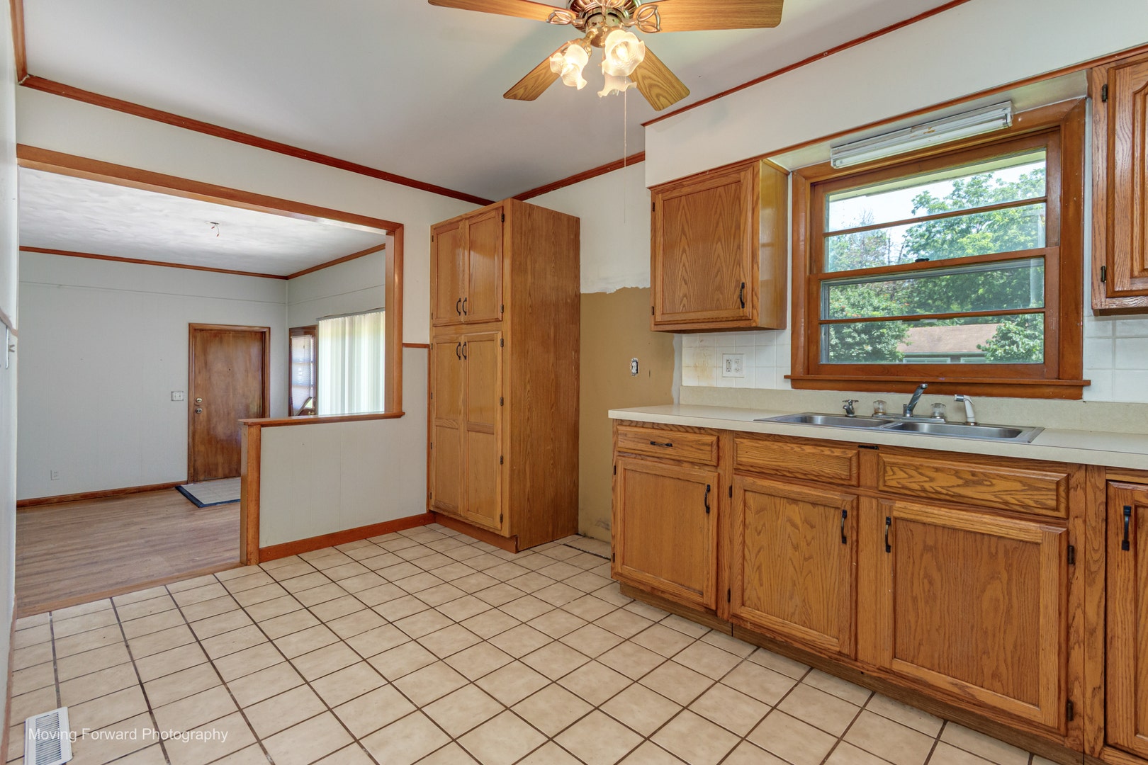 7S175 N EOLA Road, Aurora, IL 60502 7S175 N EOLA Road, Aurora, IL 60502