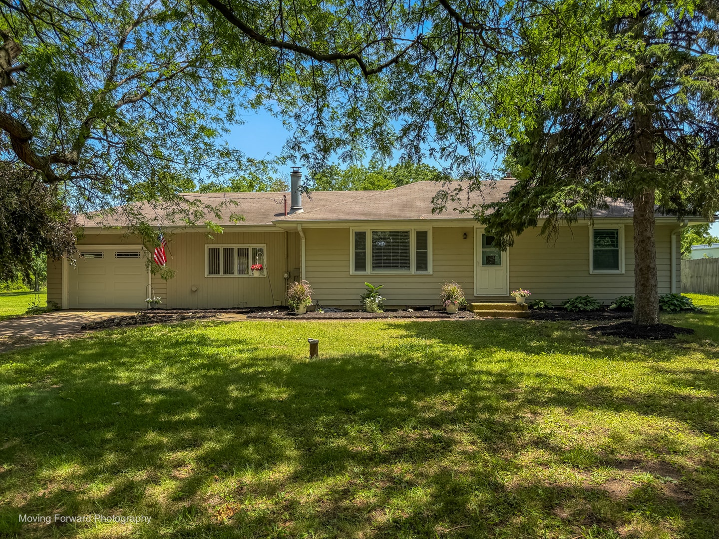 7S175 N EOLA Road, Aurora, IL 60502 7S175 N EOLA Road, Aurora, IL 60502