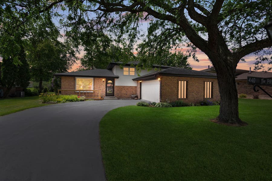 Property photo for 440 Manor Drive, Peotone, IL