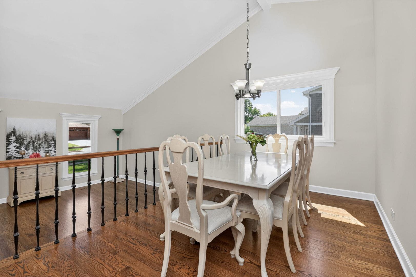 1110 Valley View Drive, Downers Grove, IL 60516 1110 Valley View Drive, Downers Grove, IL 60516