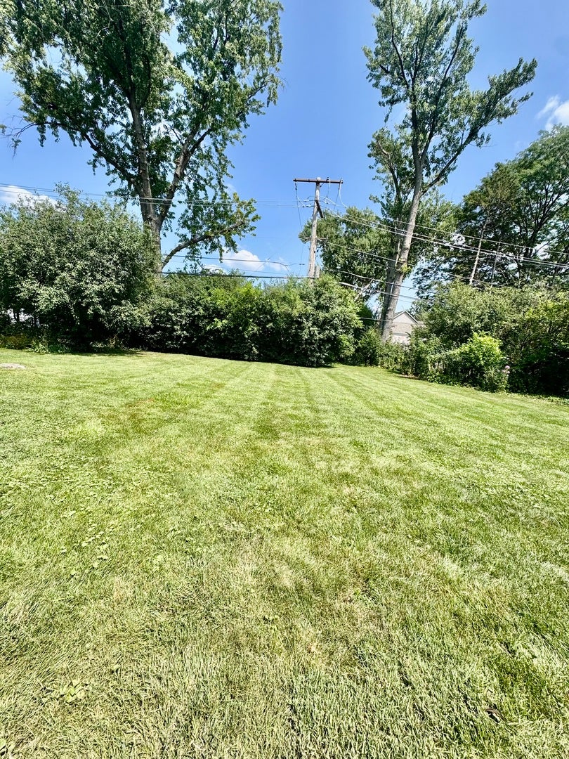4707 Fairview Avenue, Downers Grove, IL 60515