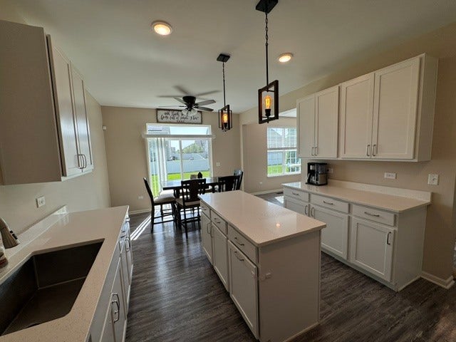 15008 W Quincy Circle, Manhattan, IL 60442 15008 W Quincy Circle, Manhattan, IL 60442