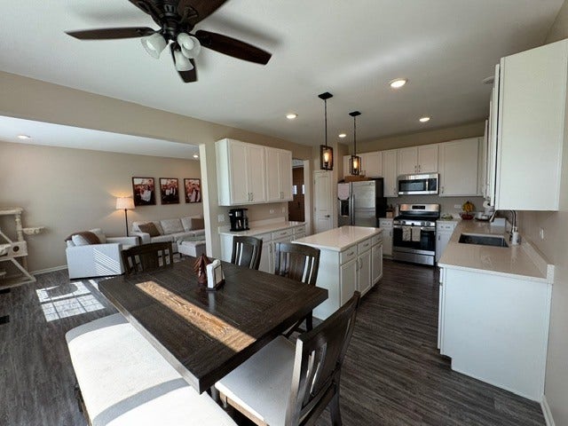 15008 W Quincy Circle, Manhattan, IL 60442 15008 W Quincy Circle, Manhattan, IL 60442