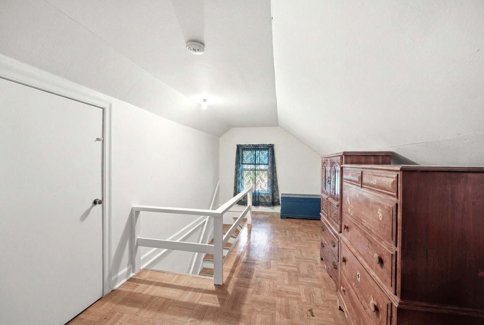 45 N Aldine Street, Elgin, IL 60123 45 N Aldine Street, Elgin, IL 60123