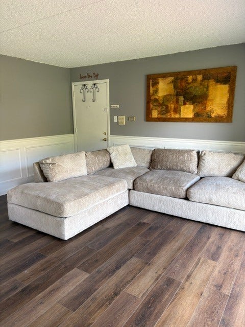 9840 W 153rd Street, #1NE, Orland Park, IL 60462 9840 W 153rd Street, #1NE, Orland Park, IL 60462