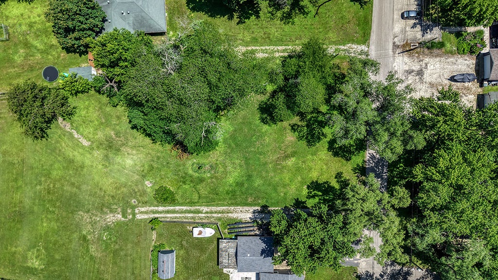 26030 Willow Lane, Wilmington, IL 60481 26030 Willow Lane, Wilmington, IL 60481